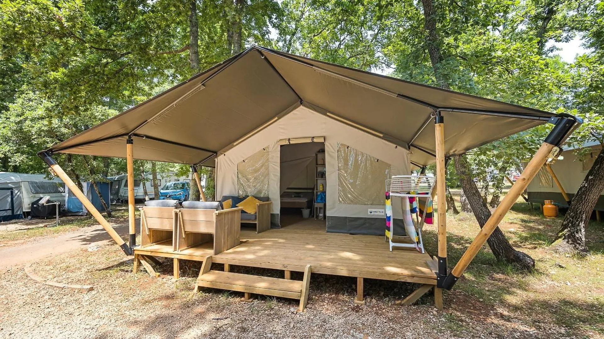 ラグジュアリーテント Easyatent Safari Tent Park ウマグ