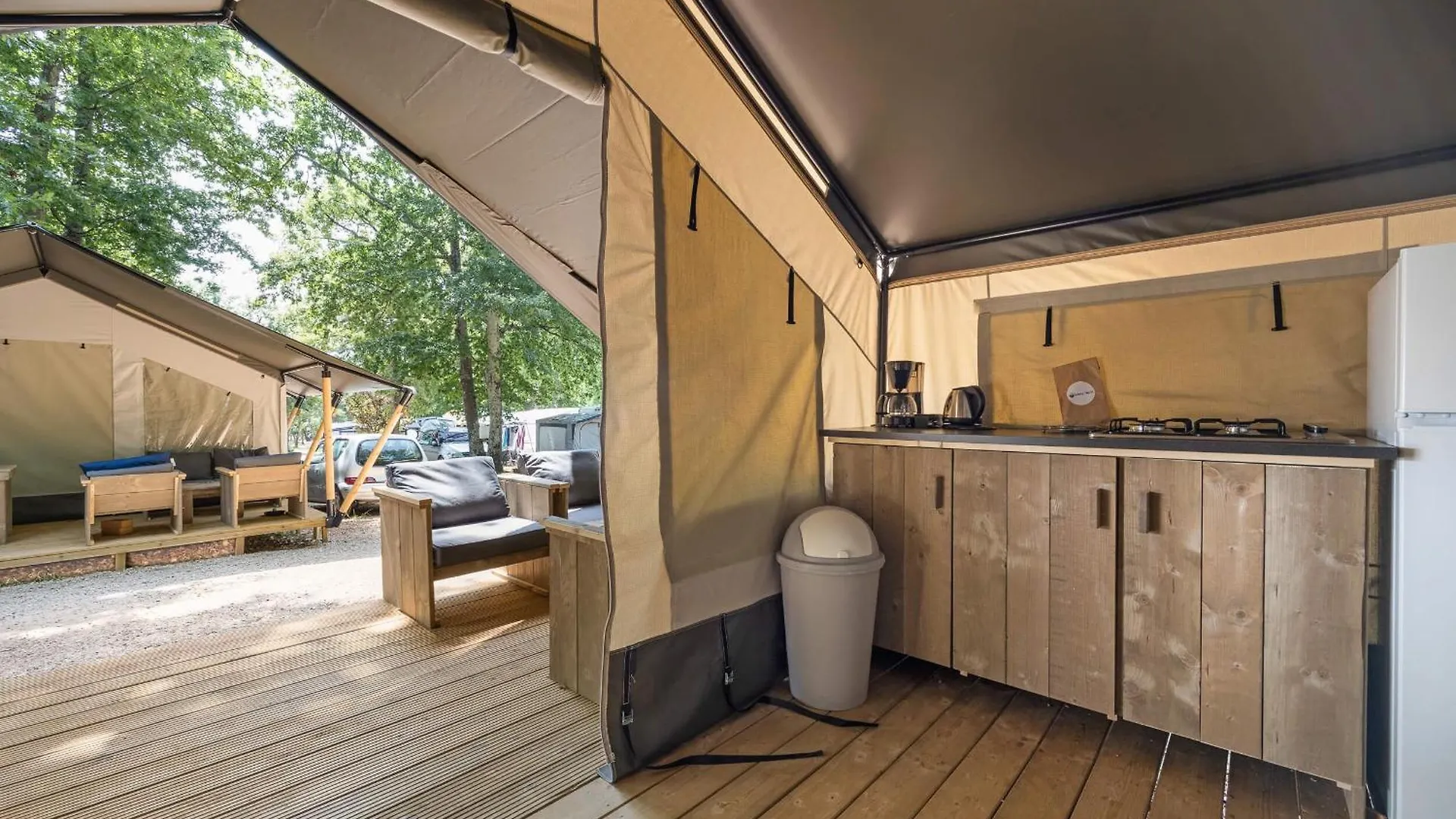 Easyatent Safari Tent Park ウマグ 0*,